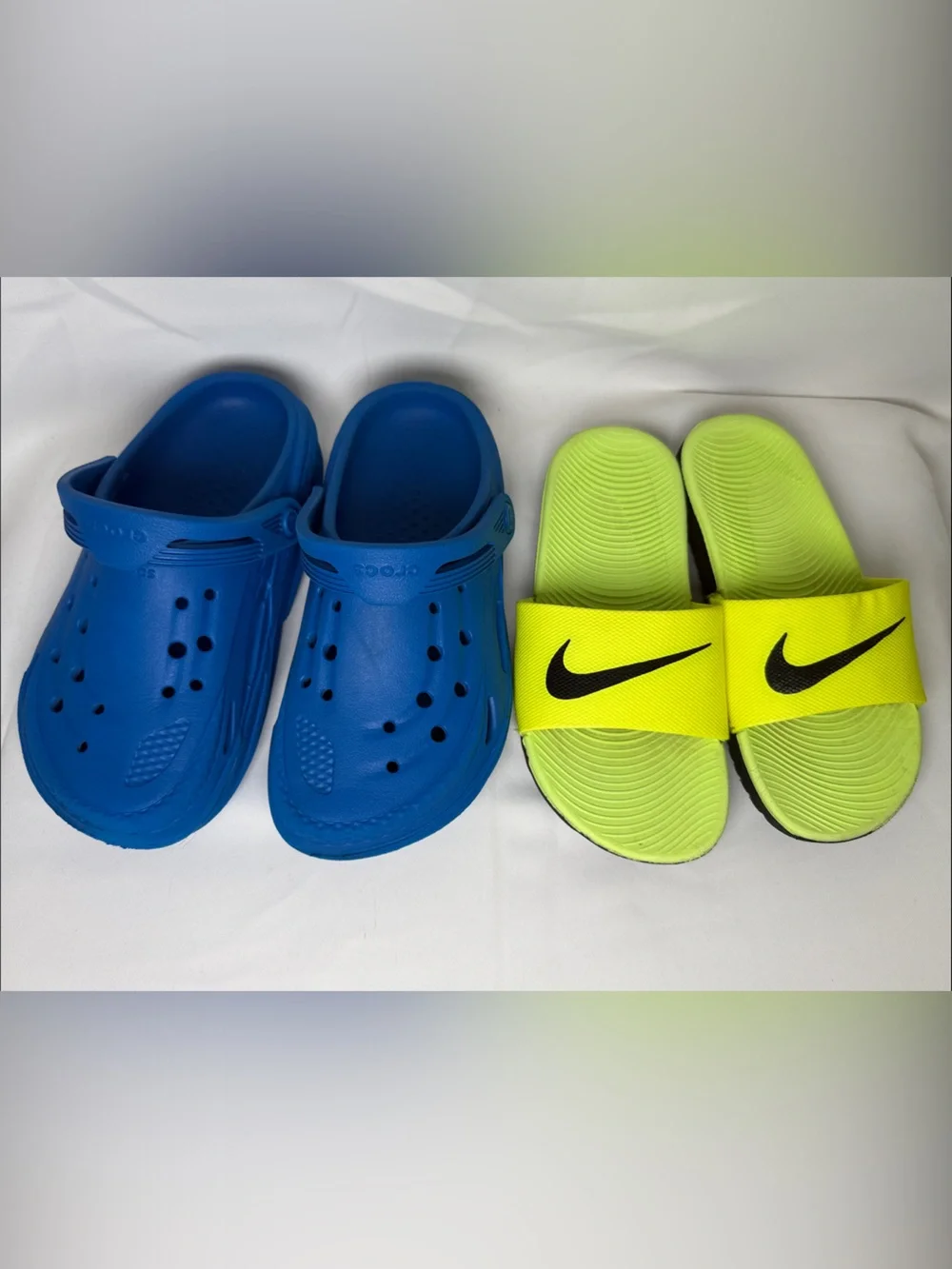 Nike Sandals & Crocs LOT size 2.5y and 3y